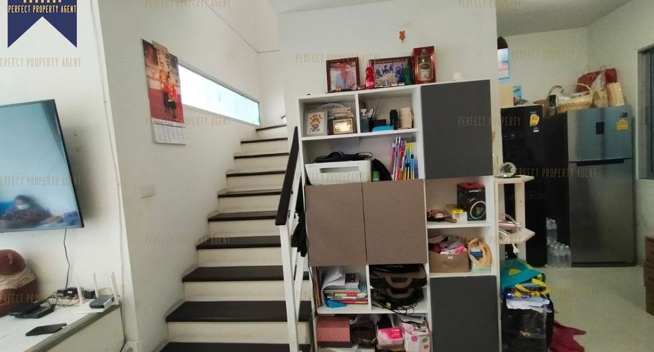 出售 3 卧室 联排别墅 在 Mueang Samut Prakan, Samut Prakan