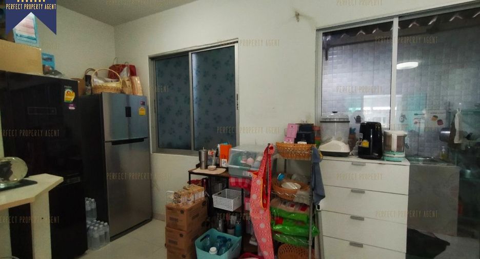 出售 3 卧室 联排别墅 在 Mueang Samut Prakan, Samut Prakan