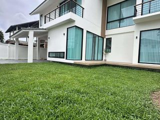 For sale 4 bedrooms house in Ban Bueng, Chonburi