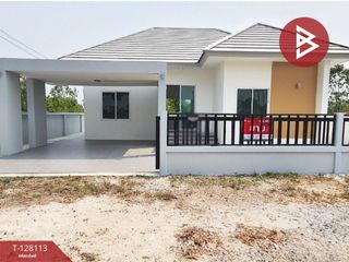 For sale 3 bedrooms house in Ban Pho, Chachoengsao