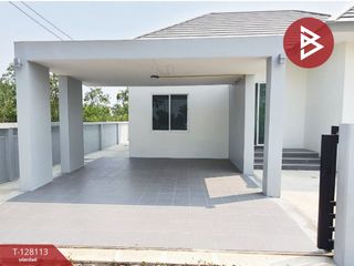For sale 3 bedrooms house in Ban Pho, Chachoengsao