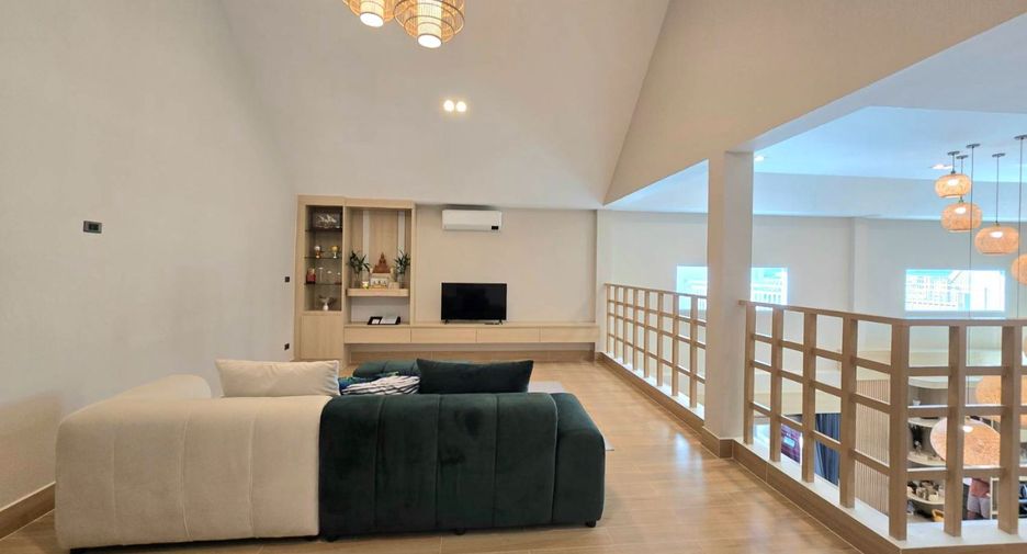 Villa en venta de 3 habitaciones en Bang Lamung, Chonburi