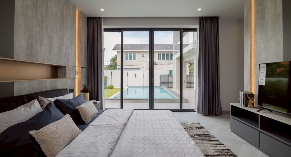 For sale 4 bedrooms villa in San Sai, Chiang Mai