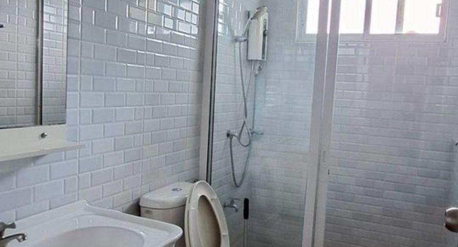 For rent 3 bedrooms house in Doi Saket, Chiang Mai