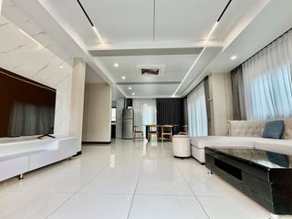 Аренда 4 спальни дом в Банг Ламунг, Чонбури