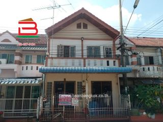 出售 3 卧室 联排别墅 在 Lam Luk Ka, Pathum Thani