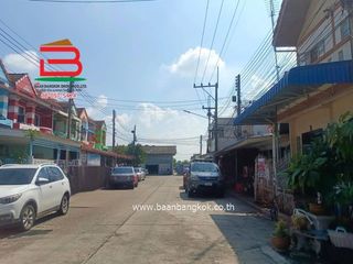 出售 3 卧室 联排别墅 在 Lam Luk Ka, Pathum Thani