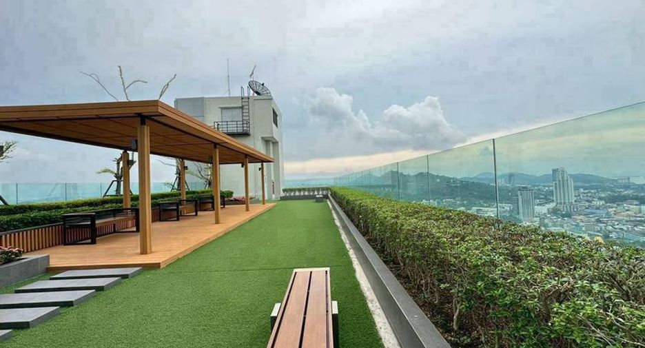For rent 2 bedrooms condo in Si Racha, Chonburi