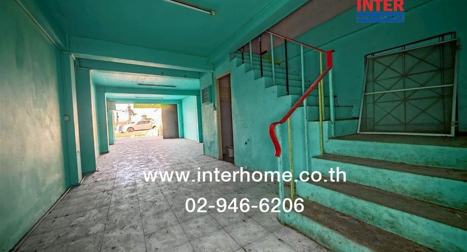 出售 3 卧室 商业空间 在 Nakhon Chai Si, Nakhon Pathom