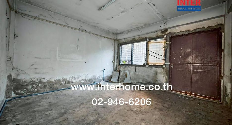 出售 3 卧室 商业空间 在 Nakhon Chai Si, Nakhon Pathom