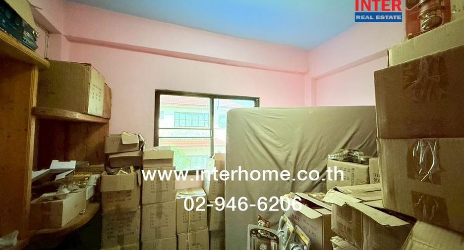 For sale 6 bedrooms house in Bang Khae, Bangkok