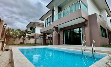 À louer 4 chambres maison à Bang Lamung, Chonburi