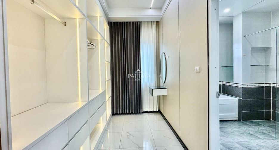 For rent 4 bedrooms house in Bang Lamung, Chonburi