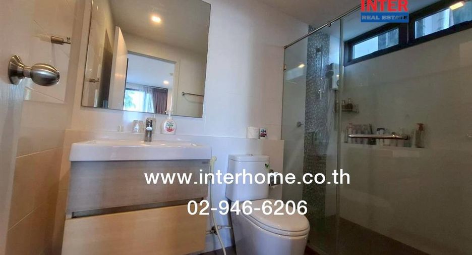 For rent 2 bedrooms condo in Mueang Nonthaburi, Nonthaburi
