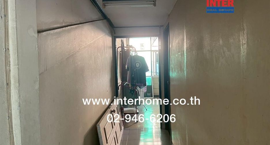 Gewerbefläche zum Kauf mit 4 Zimmer in Khlong Toei, Bangkok