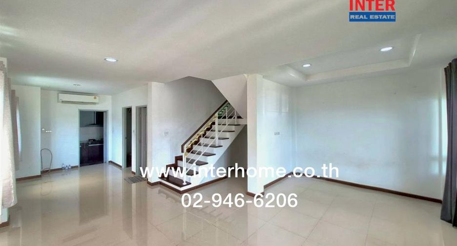 Casa adosada en alquiler y en venta de 4 habitaciones en Bang Bua Thong, Nonthaburi