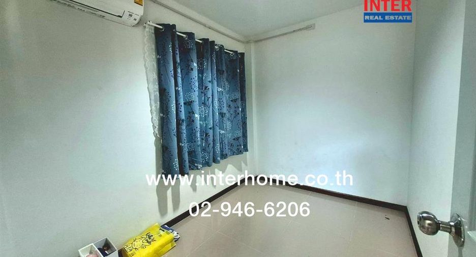 Casa adosada en alquiler y en venta de 4 habitaciones en Bang Bua Thong, Nonthaburi
