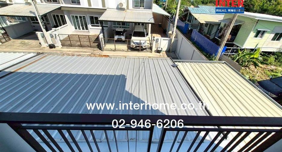 Casa adosada en alquiler y en venta de 4 habitaciones en Bang Bua Thong, Nonthaburi