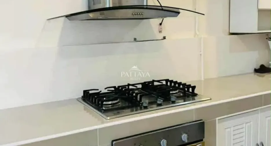 For rent そして for sale 5 ベッドルーム house in Bang Lamung, Chonburi