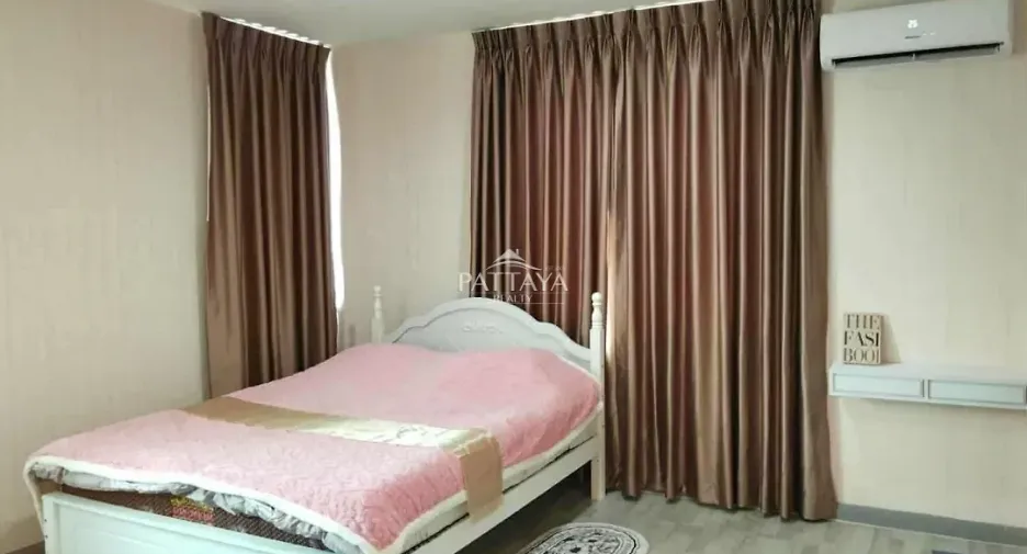 For rent そして for sale 5 ベッドルーム house in Bang Lamung, Chonburi