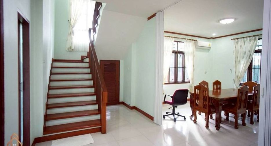 Haus zur Miete mit 4 Zimmer in San Sai, Chiang Mai
