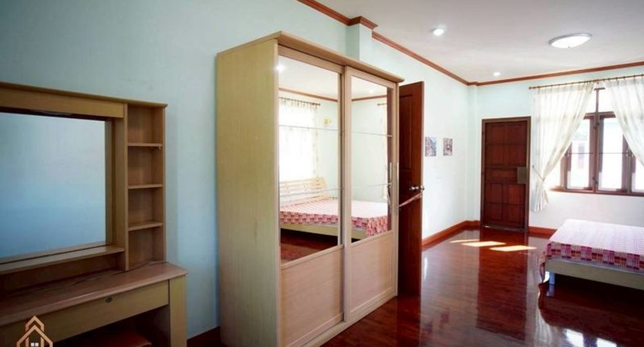 Haus zur Miete mit 4 Zimmer in San Sai, Chiang Mai