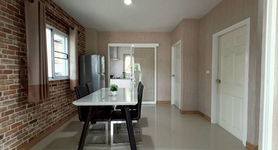 For rent 4 bedrooms house in Doi Saket, Chiang Mai