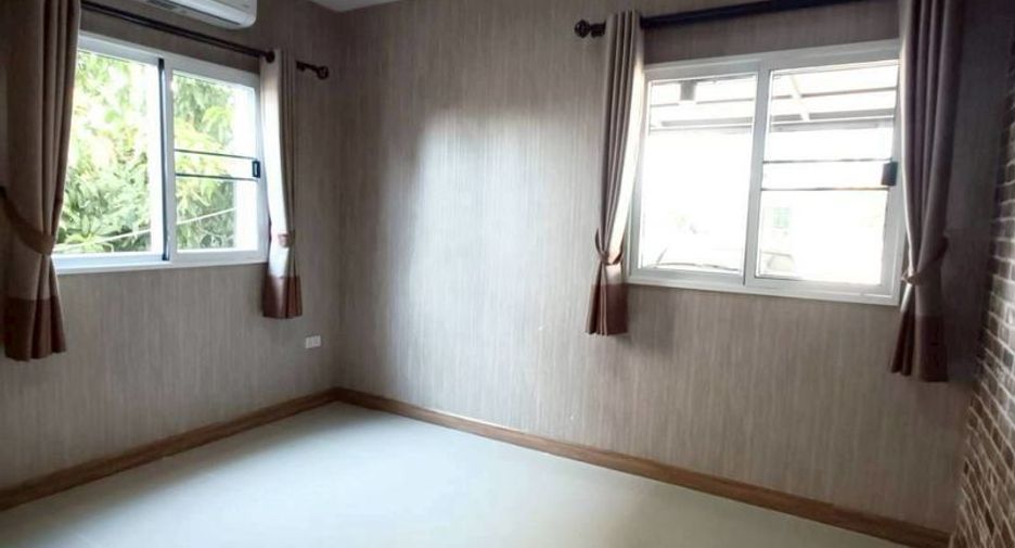 For rent 4 bedrooms house in Doi Saket, Chiang Mai