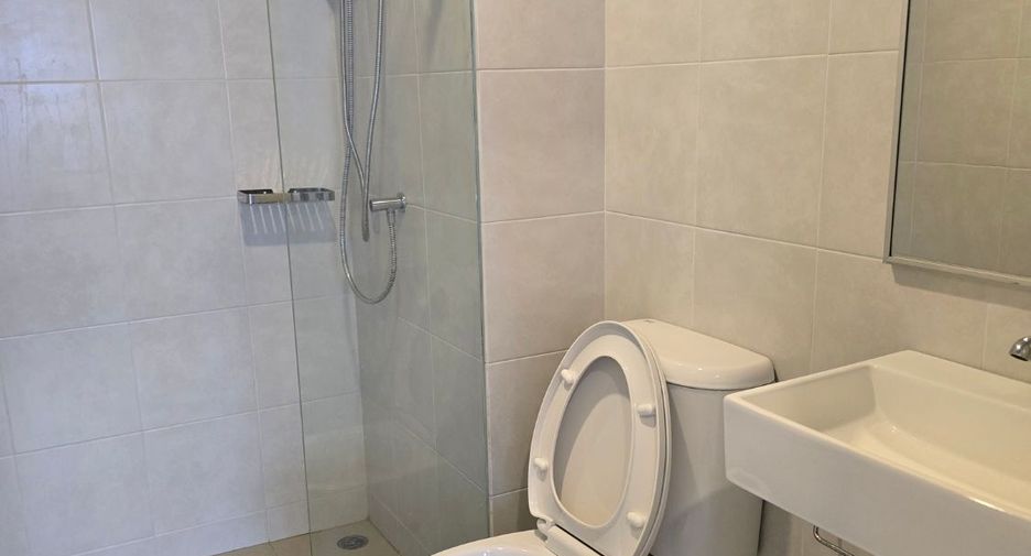 For rent 1 bed condo in Mueang Chon Buri, Chonburi