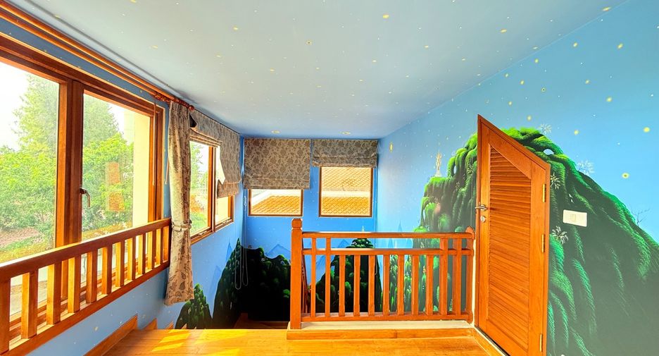 For sale 4 bedrooms villa in Sattahip, Chonburi