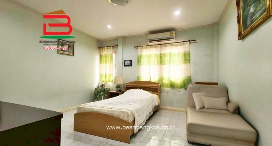 For sale 5 bedrooms house in Sai Mai, Bangkok