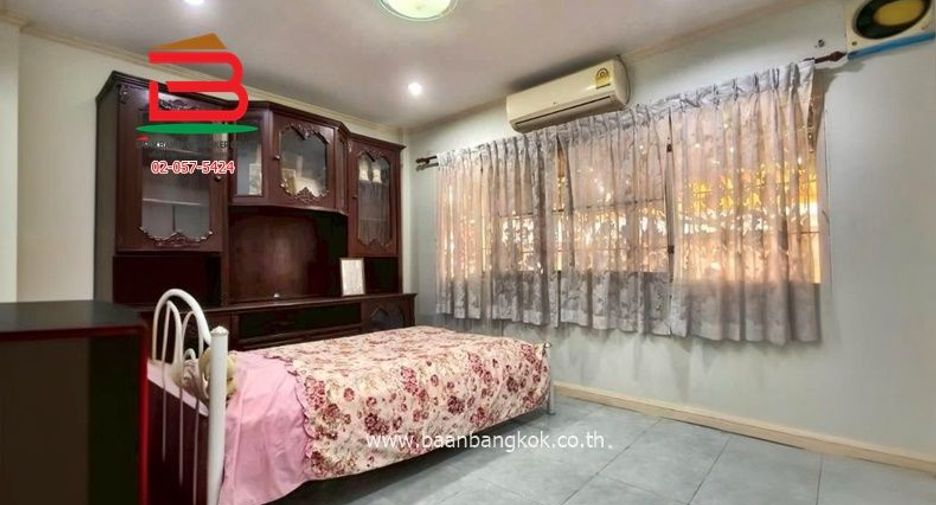 For sale 5 bedrooms house in Sai Mai, Bangkok