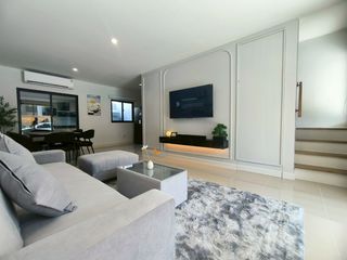 For rent 3 bedrooms townhouse in Bang Phli, Samut Prakan