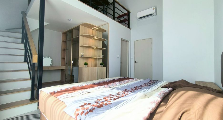 For rent 3 bedrooms townhouse in Bang Phli, Samut Prakan