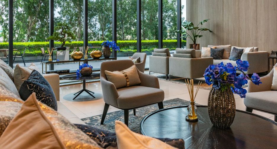 For rent 1 bed condo in Khlong San, Bangkok