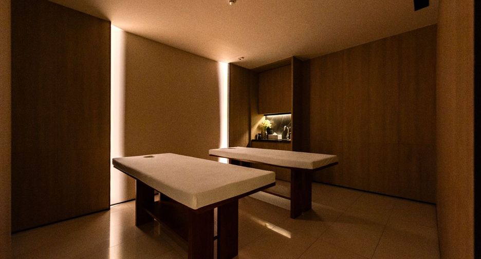 For rent 1 bed condo in Khlong San, Bangkok