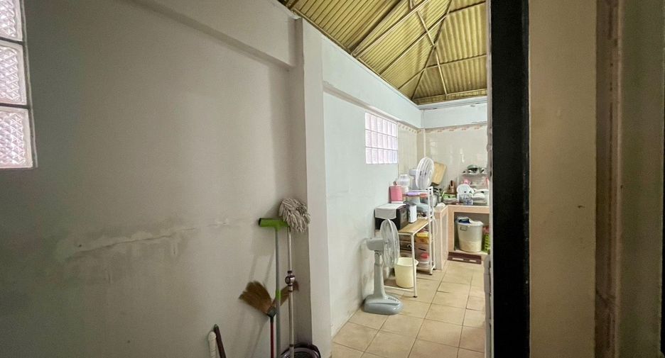 For sale 3 bedrooms house in Bang Khae, Bangkok