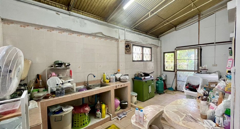 For sale 3 bedrooms house in Bang Khae, Bangkok