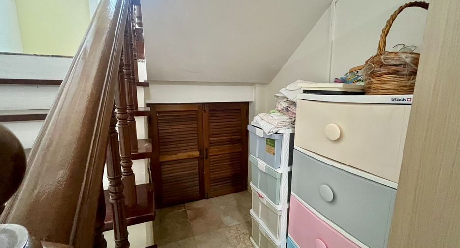 For sale 3 bedrooms house in Bang Khae, Bangkok