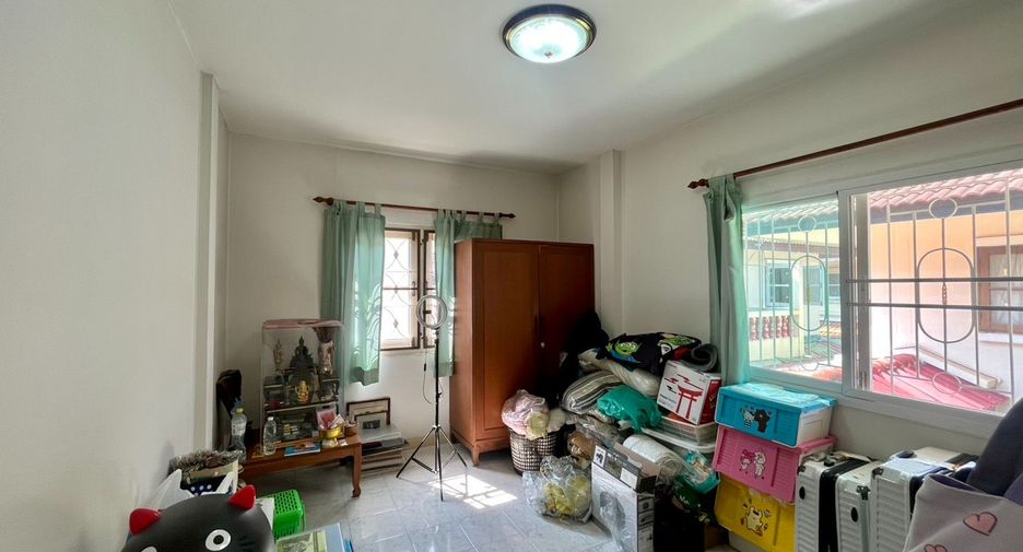 For sale 3 bedrooms house in Bang Khae, Bangkok
