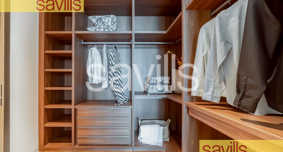 For rent 2 bedrooms condo in Khlong San, Bangkok