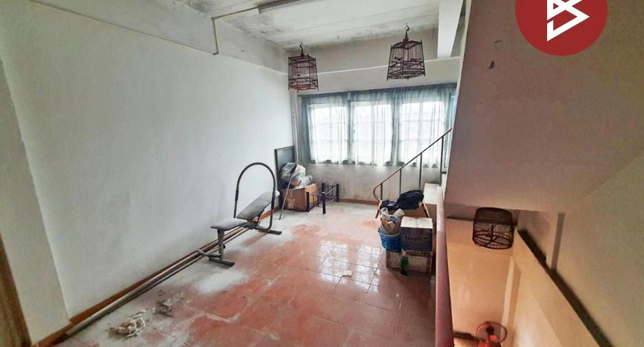 À vendre 3 chambres local commercial à Mueang Samut Sakhon, Samut Sakhon