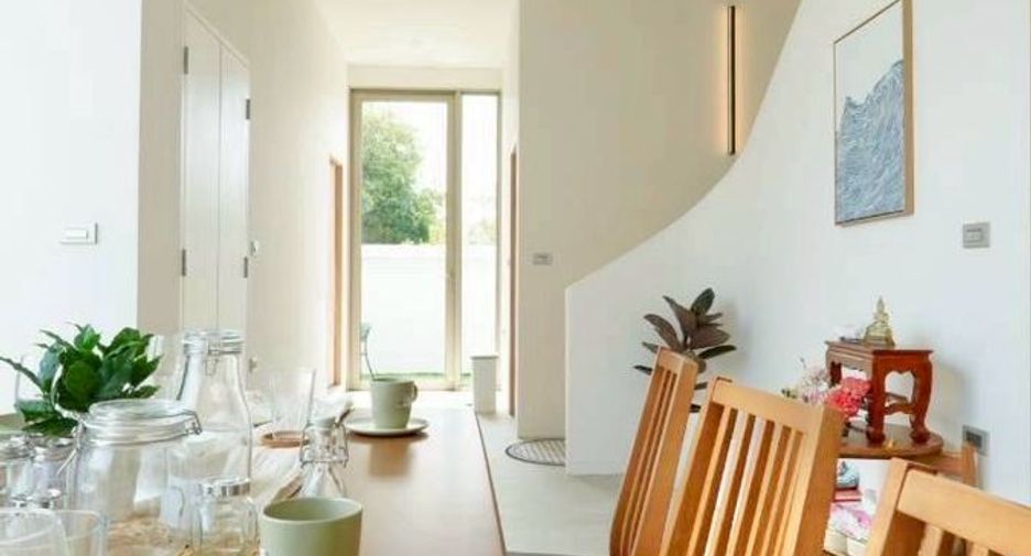 For sale 3 bedrooms villa in Bang Lamung, Chonburi