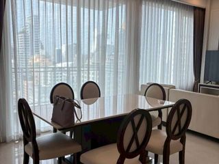 For rent 2 bedrooms condo in Pathum Wan, Bangkok