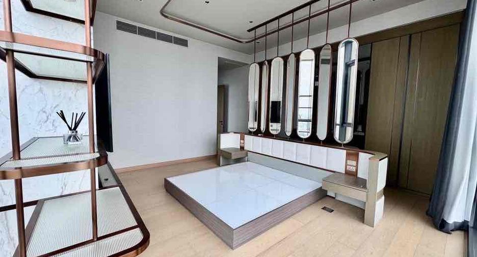 For rent and for sale 3 bedrooms condo in Watthana, Bangkok