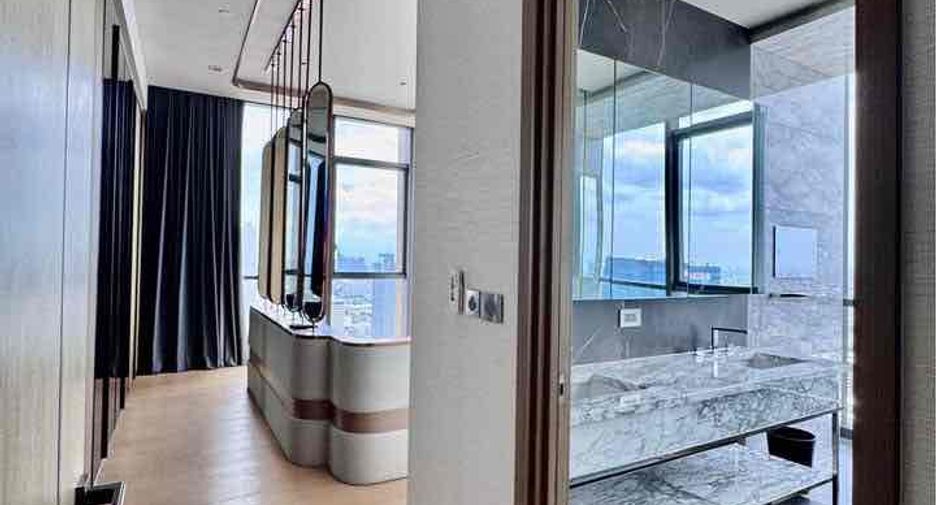 For rent and for sale 3 bedrooms condo in Watthana, Bangkok