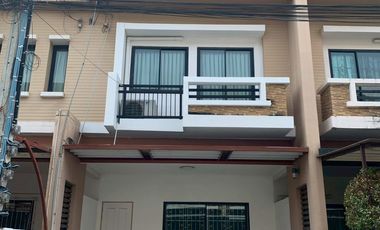 For rent 3 bedrooms townhouse in Suan Luang, Bangkok