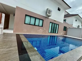 À louer 6 chambres maison à Bang Lamung, Chonburi