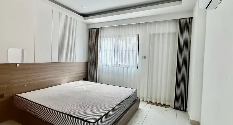 À louer 6 chambres maison à Bang Lamung, Chonburi