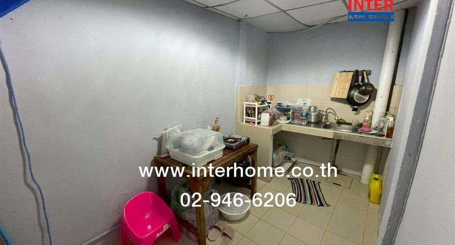 出售 2 卧室 联排别墅 在 Khlong Luang, Pathum Thani